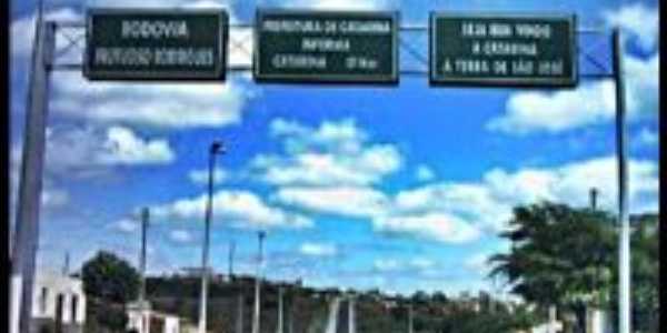 Entrada da cidade , Por Meiri Mendona