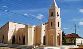 Cristais - Igreja em Cristais, por Francisco Edson Mendona Gomes.
