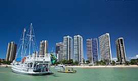 Fortaleza - Fortaleza-CE-Barco de passeio na Orla da cidade-Foto:adjacircidrao