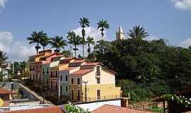 Guaramiranga - Guaramiranga-CE-Sobrados coloridos com a torre da Matriz ao fundo-Foto:Celso Coelho