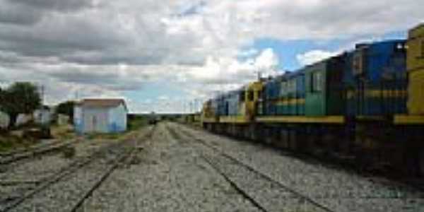 Ptio da Estao Ferroviria em Ibiapaba-CE-Foto:Mardonio Csar