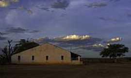 Jordo - Casa em rea rural de Jordo-CE-Foto:RWagnerVM