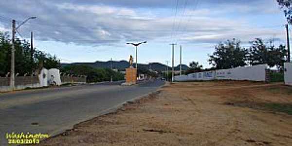 Lagoa do Mato-CE-Entrada da cidade-Foto:WLuiz