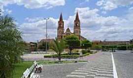 Lavras da Mangabeira - Praa e Igreja Matriz-Foto:professor_pepe