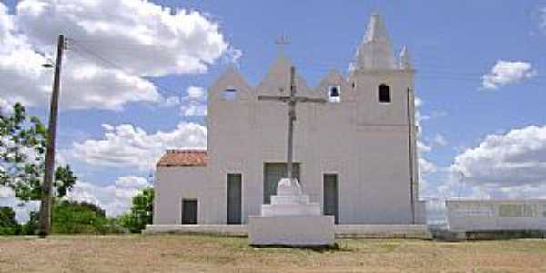 Manituba-CE-Cruzeiro em frente a Igreja-Foto:Facebook