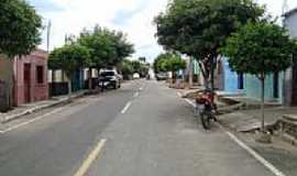 Monte Sion - Rua So Pedro,no centro de Monte Sion-Foto:Rubens Mota