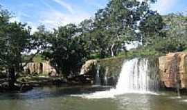 Morrinhos Novos - Cachoeira em Morrinhos Novos-Foto:renato correia