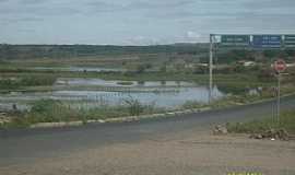 Nova Olinda - Nova Oinda-CE-Lago na entrada da cidade-Foto:RONALDO NUNES