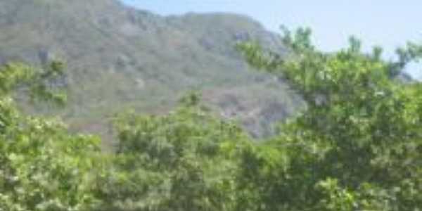 Serra de Pessoa Anta, Por Izabel Dias