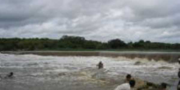 PAREDINHA BARRAGEM NO RIO DO SANGUE  , Por ANA EDJANE PINHEIRO