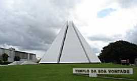 Braslia - Templo da Legio da Boa Vontade em Brasilia-DF-Foto:RN Latvian31