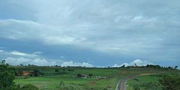 Brazlndia-DF-rea rural ao lado da Rodovia-Foto:Marcelo Lopes D'almeida