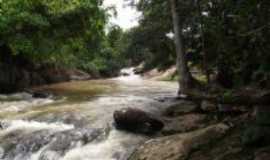 gua Doce do Norte - Cachoeira do Pantaleo - 2 Km da Sede, Por zilton custodio da silva
