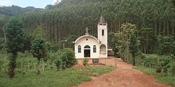 Alto Calado-ES-Igreja na Comunidade Bela Aurora-Alto Calado-Foto:Pedro Glria Brasil Viana