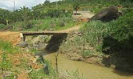 Alto Caldeiro - Alto Caldeiro-ES-Ponte em estrada rural-Foto:mapio.net