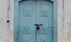 Araatiba - Porta da Igreja de Araatiba-Foto:ffonseca