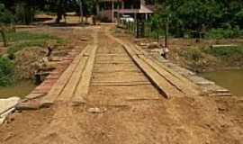 Cachoeirinha de Itana - Cachoeirinha de Itana-ES-Ponte na entrada da cidade-Foto:sentinelacapixaba.com.br 