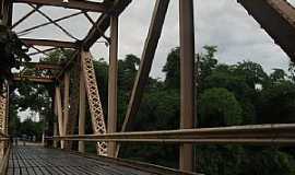 Colatina - Colatina-ES-Ponte de ferro sobre o Rio Santa Maria-Foto:Fabio Arrebola 