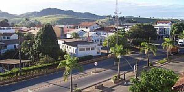 Fundo-ES-Rua no centro da cidade-Foto:turismo.culturamix.com