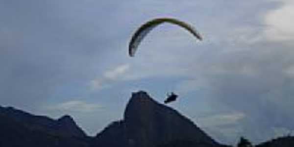 Salto de Parapente em Ibituba-Foto:Samuel Freire de Alm