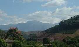 Irupi - Pico da Bandeira visto de Irupi