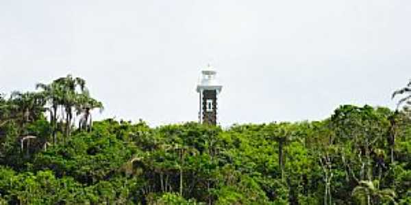 Itapemirim-ES-Farol da Ilha dos Franceses-Foto:sgtrangel