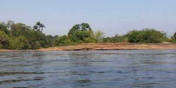 rio itapemirim distrito de  pacotuba , Por Mirim