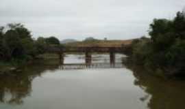 Ponte de Itabapoana - Ponte de Ferro sobre o Rio Itabapoana , Por welliton campos