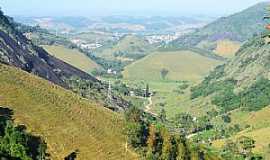 Rio Novo do Sul - Cidade de Rio Novo do Sul e estrada de terra de So Caetano. Essa foto foi tirada da torre da Embratel