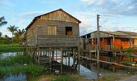 Barreirinha - Barreirinha-AM-Palafitas no Rio Andir-Foto:Baeturismo Barreirinha