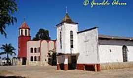 Abadinia - As duas Igrejas de So Pedro a antiga e a nova em Abadinia-GO-Foto:mrgeraldo