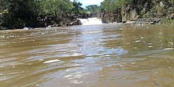 Diorama-GO-Cachoeira Ponte de Pedra no Rio dos Bois-Foto:Arneide Machado