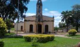 Divinpolis de Gois - Igreja Catlica em Divinpolis de Gois-Foto: SAYARA E FELIPE