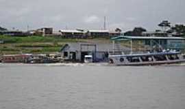 Careiro da Vrzea - Barcos no Rio Solim~es em Careiro da Vrzea-Foto:Ana F. S. Galvo