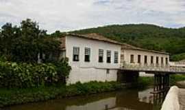 Gois - Gois-GO-Ponte sobre o Rio Vermelho-Foto:Jos Nery Galvo