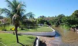 Guarani de Gois - Praa na beira do rio em Guarani de Gois-GO-Foto:jackson a de moura