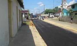 Eirunep - Eirunep-AM-Rua central sendo pavimentada-Foto:JOSU FERREIRA