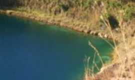 Mara Rosa - lago azul , Por lorena soares da silava