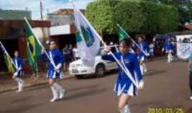 Nova Glria - desfile do C.E.H.F.V, Por Danyelle e Hellen s2s2