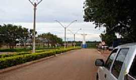 Nova Iguau de Gois - Avenida e  o Cristo-Foto:dioceliofreitas 