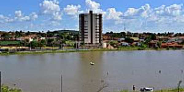 Palmeiras de Gois-GO-Lago Municipal e vista parcial da cidade-Foto:Arolldo Costa Oliveira