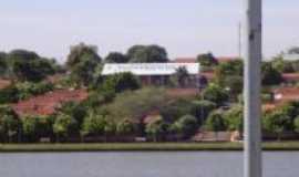 Quirinpolis - Vista Panoramica do Lago Sol Poente, Por Tulio