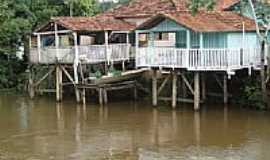 Lagoa Santa - Casas no Rio em Lagoa Santa-Foto:Ricardo Mercadante