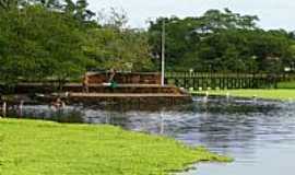 Lagoa Santa - Lagoa Santa-GO-Ilha na Lagoa Santa-Foto:Ricardo Mercadante