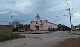 Trombas - Igreja em Trombas-Foto:gilvanmorais