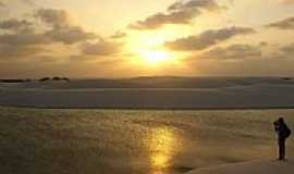 Barreirinhas - Pr do sol - Lenis Maranhense  por hjobrasil.com 