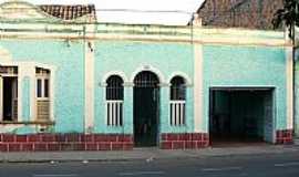 Chapadinha - Chapadinha-MA-Antiga casa no centro da cidade-Foto:jos Ayres