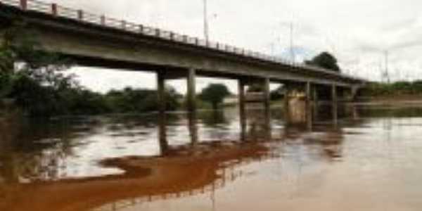 ponte sobre o rio maracaum, Por RONNY SANTOS