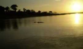 Penalva - por-do-sol visto do lago cajar, Por elidiano 