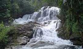 Aiuruoca - Cachoeira em Aiuruoca-Foto:Fernando2a